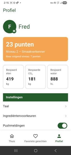 Foodclick profile screen showing cumulative food, CO₂ and water saved.